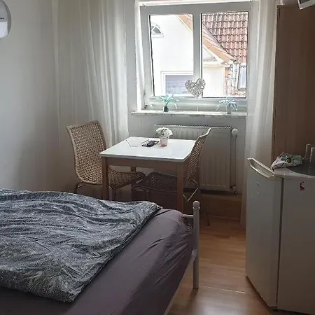 ゲストハウス Rooming24, Kleine